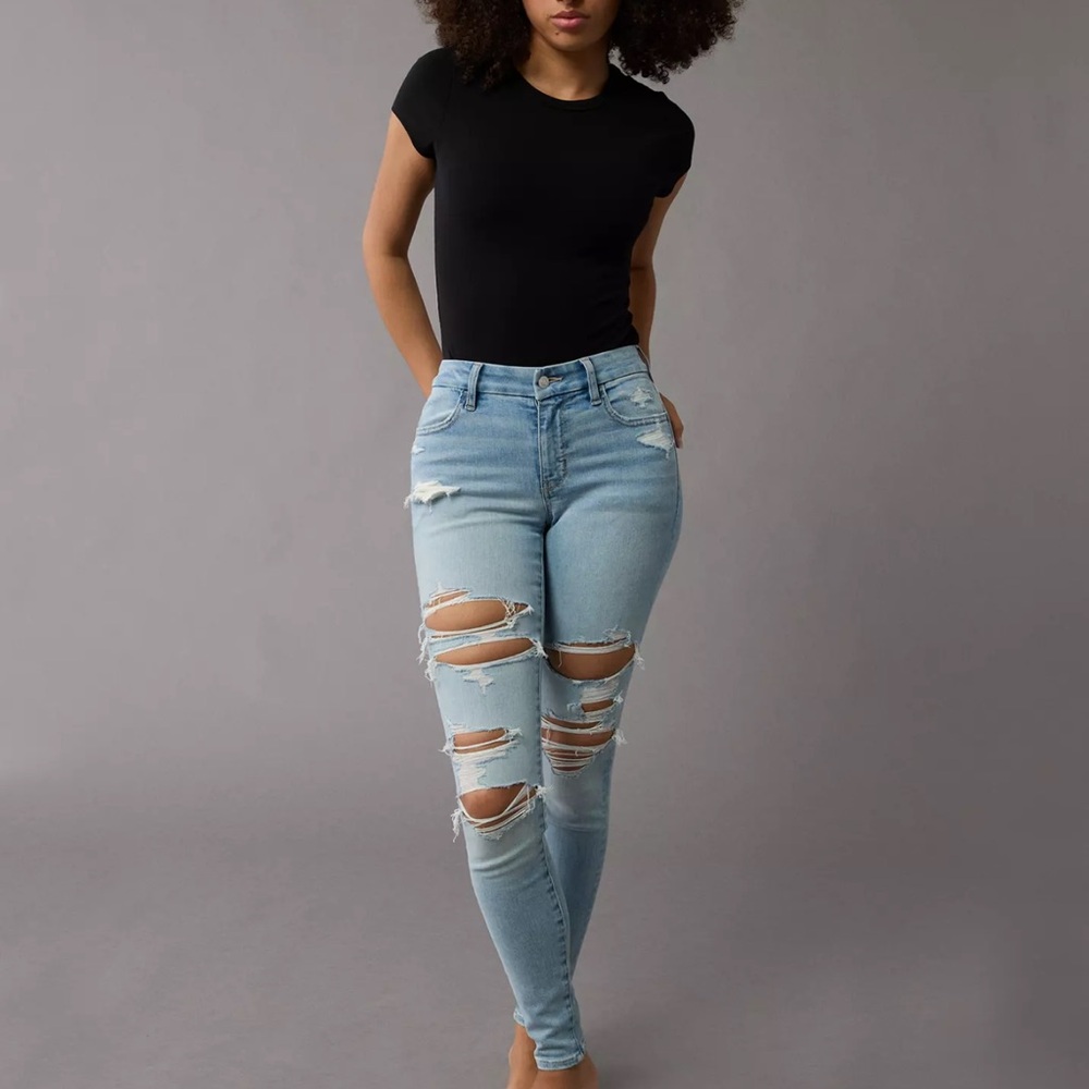 American Eagle Outfitters Light Blue High Rise Jeans